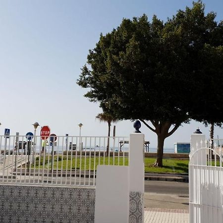 Casa 1ª Linea Paseo Maritimo Torre Del Mar Lejlighed Eksteriør billede